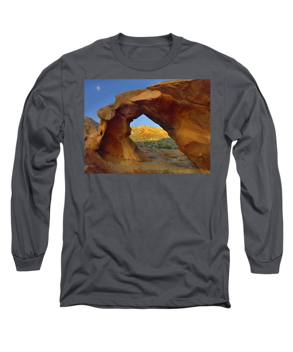 00175130 Long Sleeve T-Shirt featuring the photograph Arch Rock And Moon Valley Of Fire State by Tim Fitzharris