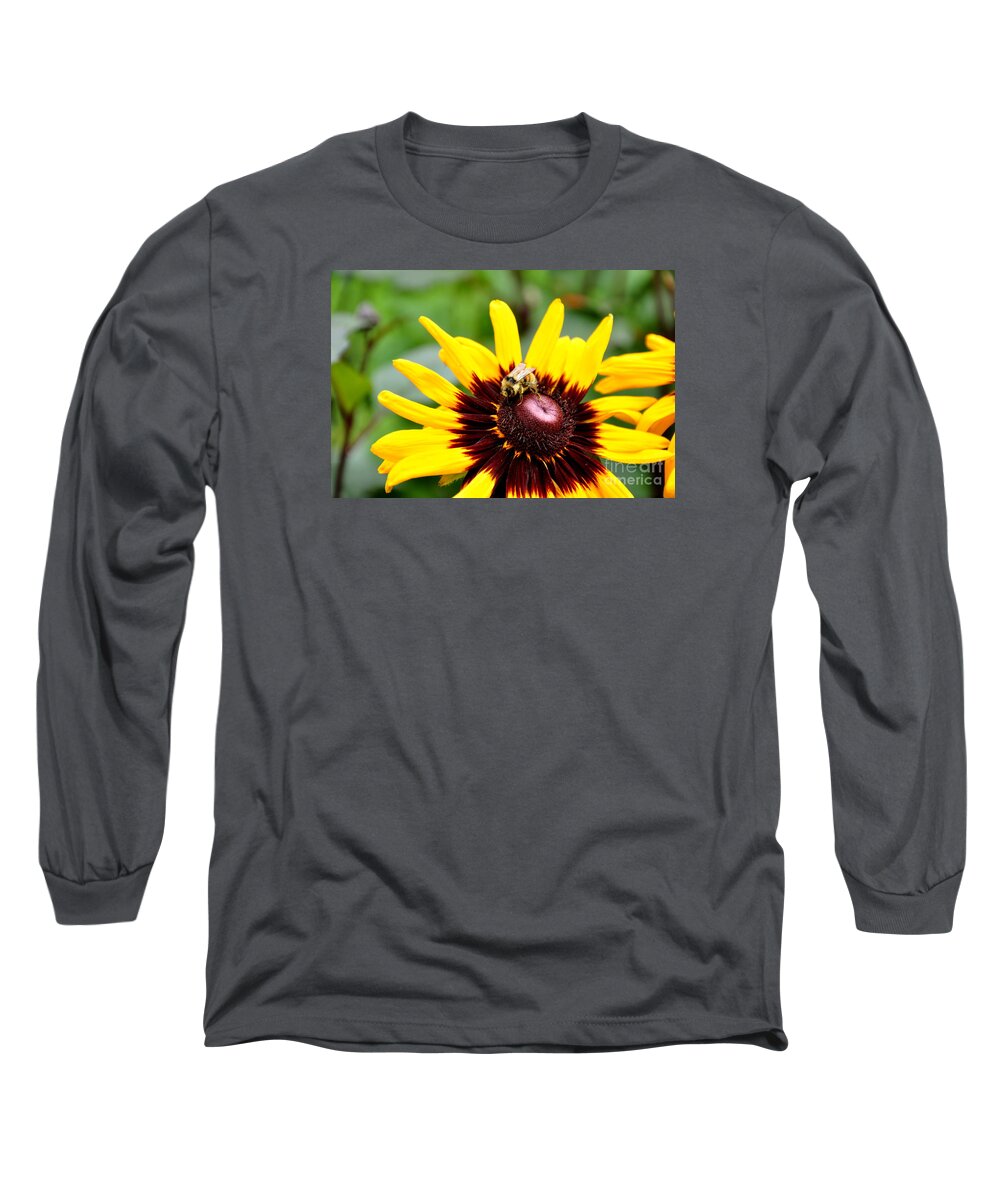  Butchart Gardens Long Sleeve T-Shirt featuring the photograph Happy Rudbeckia by Tatyana Searcy