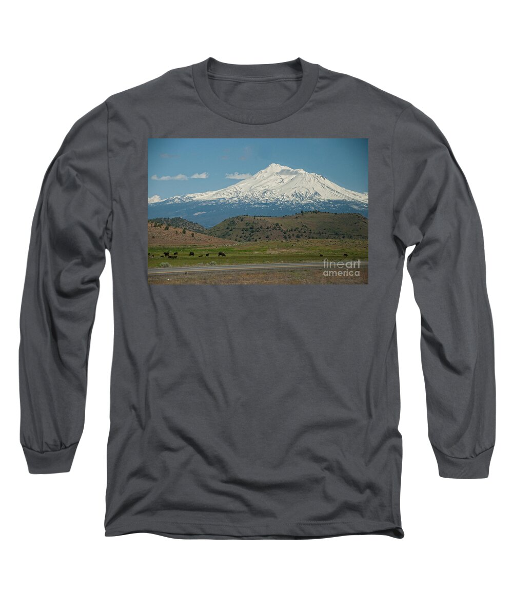 Landscape Long Sleeve T-Shirt featuring the digital art Mount Shasta by Carol Ailles