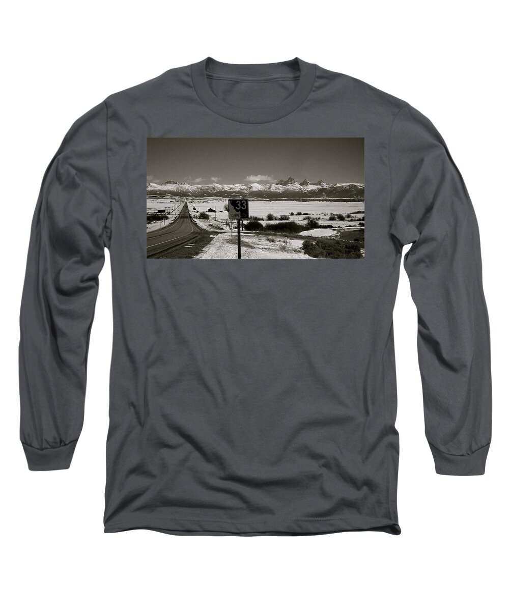 Highway Long Sleeve T-Shirt featuring the photograph The Road Home by Eric Tressler