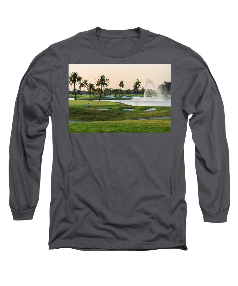 18th Hole Long Sleeve T-Shirt featuring the photograph 18th At Doral by Ed Gleichman