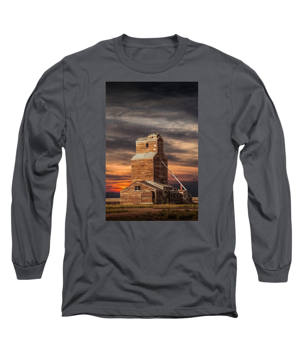 Elevator Long Sleeve T-Shirt featuring the photograph Abandoned Grain Elevator on the Prairie by Randall Nyhof