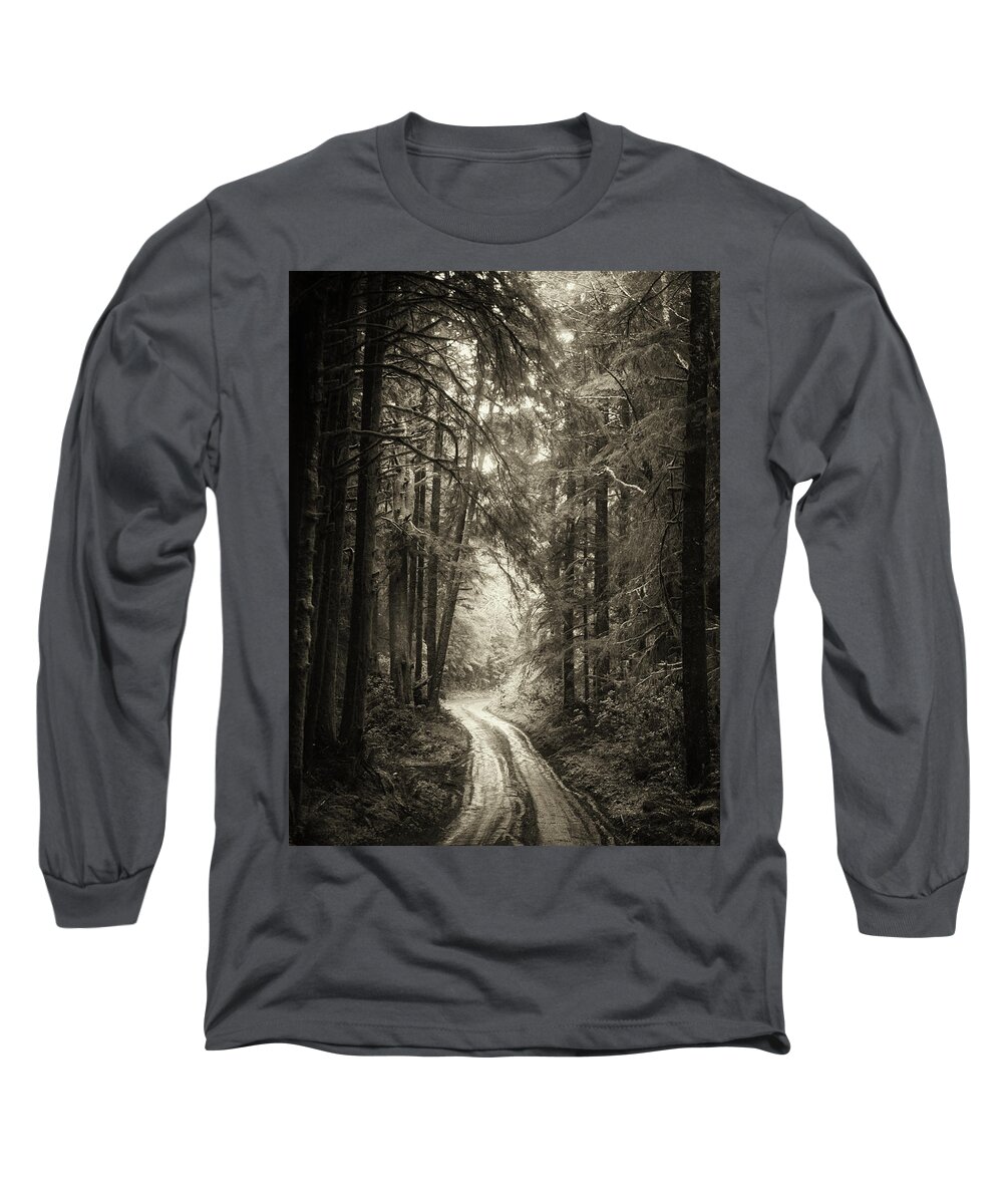 Oregon Long Sleeve T-Shirt featuring the photograph Ahead by Lynn Wohlers