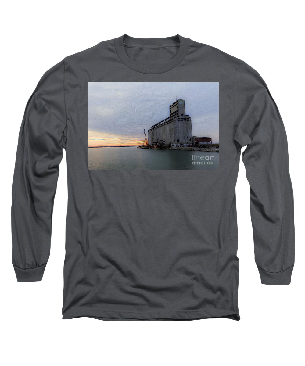Artistic Sunset Long Sleeve T-Shirt featuring the photograph Artistic Sunset by Jim Lepard