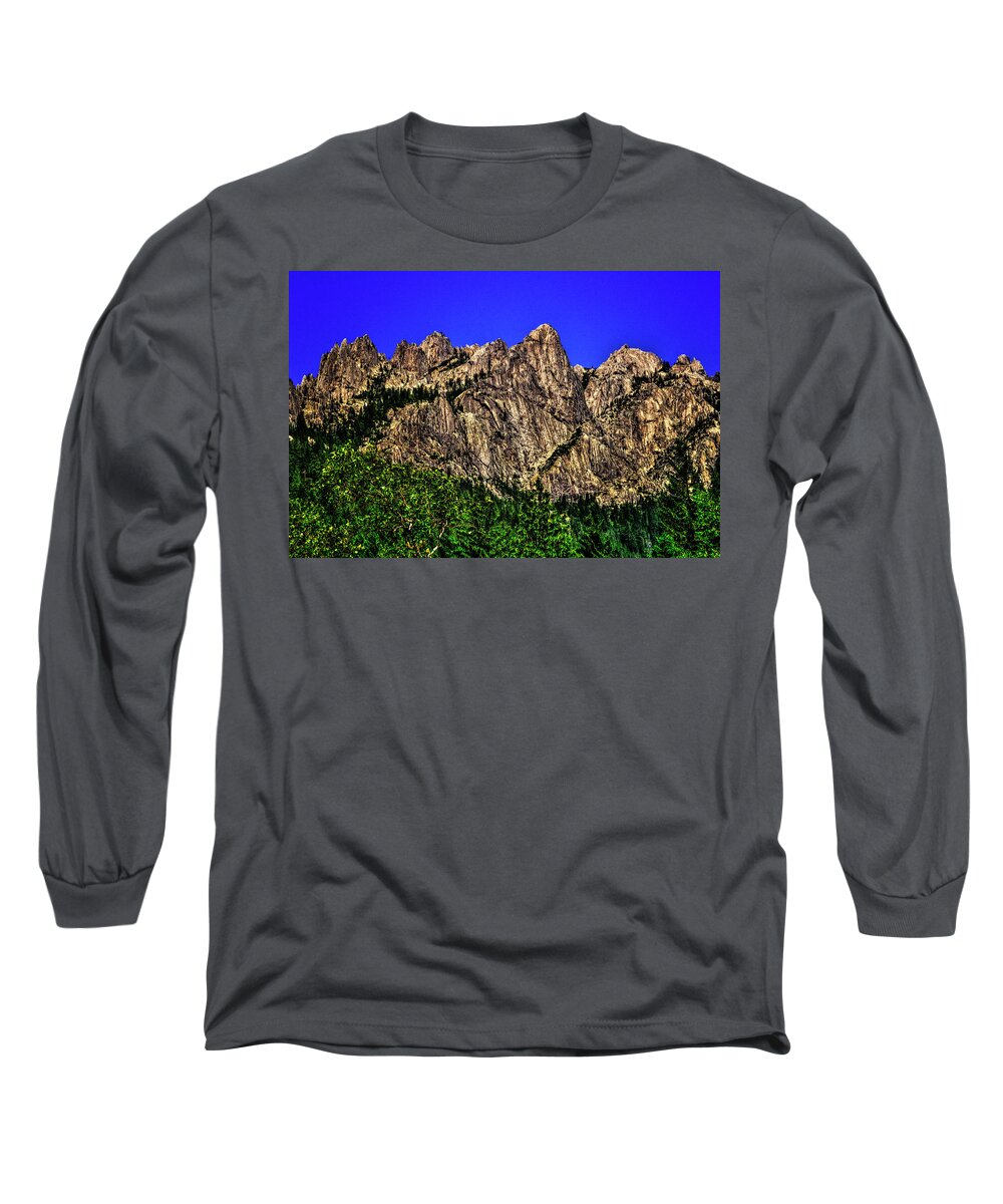 California Long Sleeve T-Shirt featuring the photograph Castle Crags State Park by Roger Passman