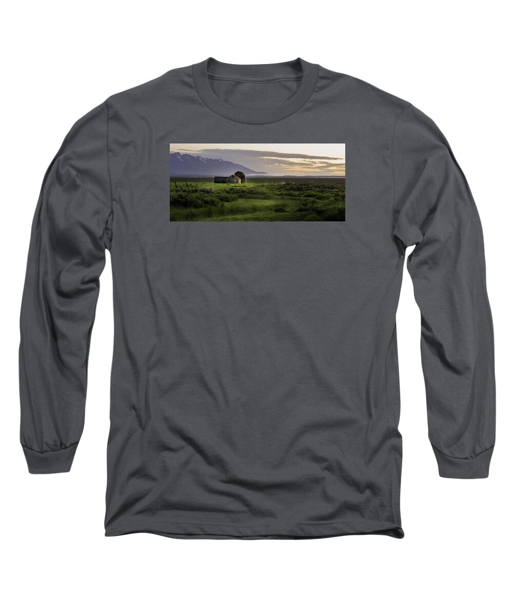 Teton Long Sleeve T-Shirt featuring the photograph Daybreak by Mary Angelini