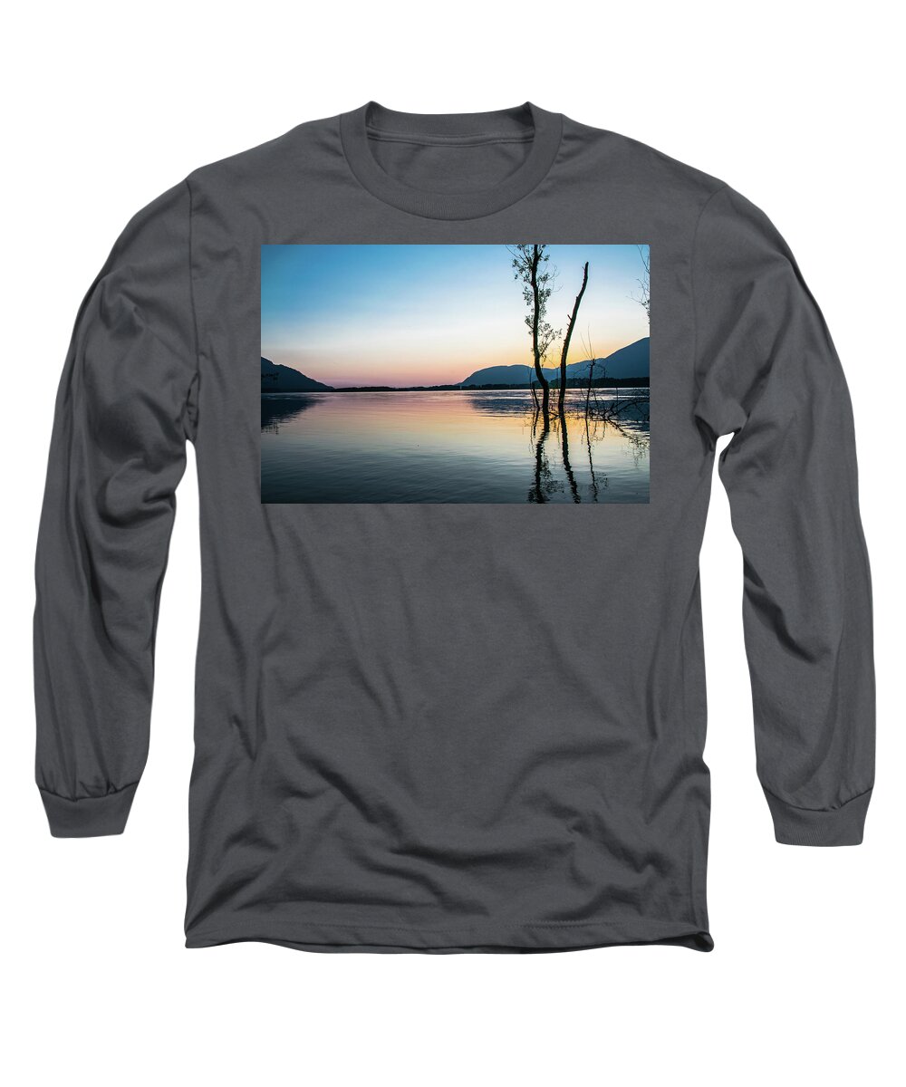 Susnet Long Sleeve T-Shirt featuring the photograph Fraser River - golden sunset by David Lee