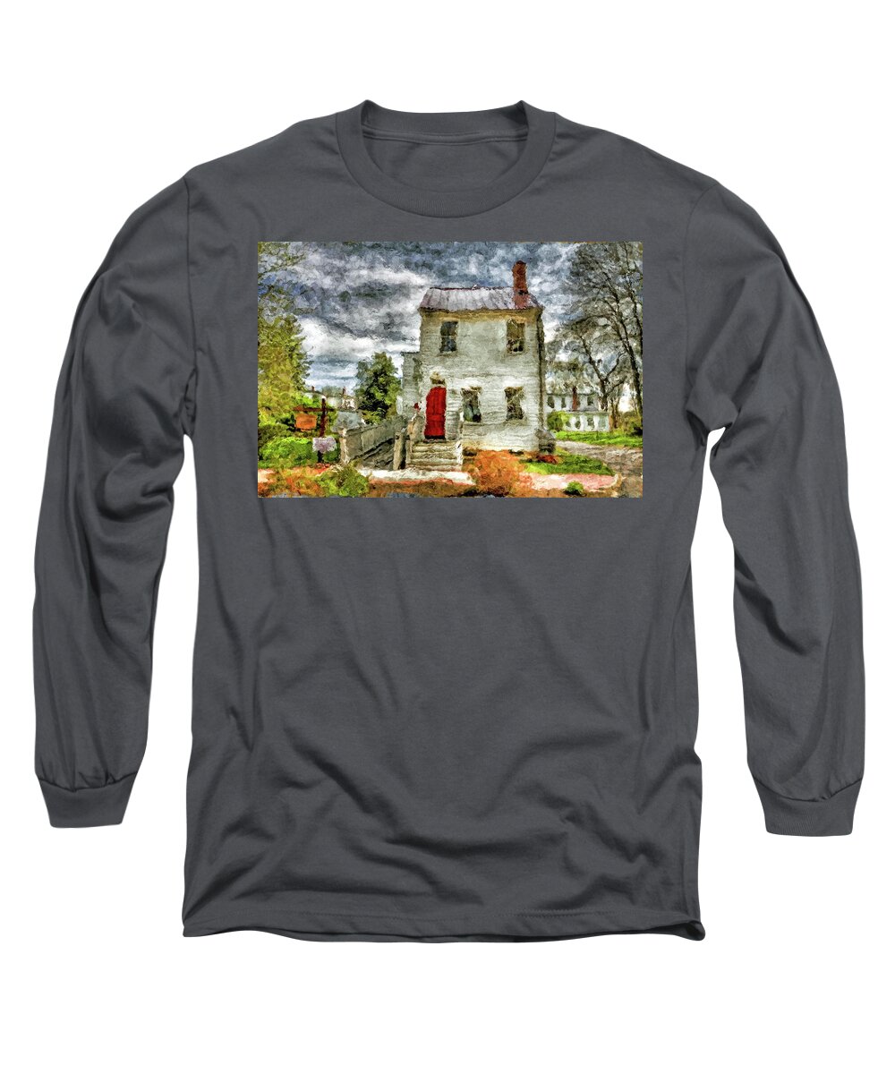 Recent Long Sleeve T-Shirt featuring the photograph Historic house in Smithville New Jersey by Geraldine Scull