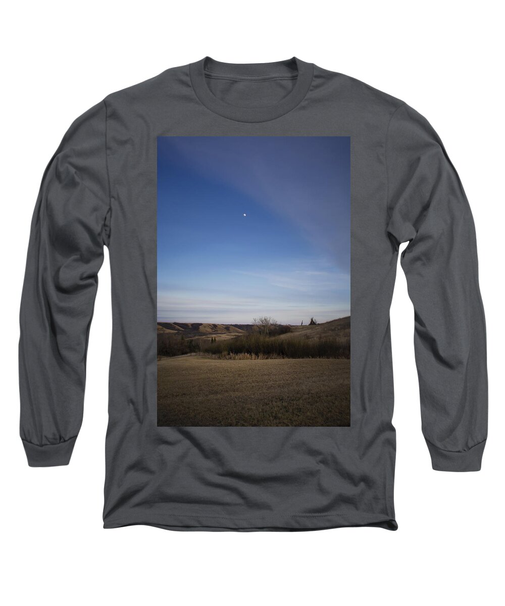 Landscape Long Sleeve T-Shirt featuring the photograph Lumsden Moon Rising by Ellery Russell