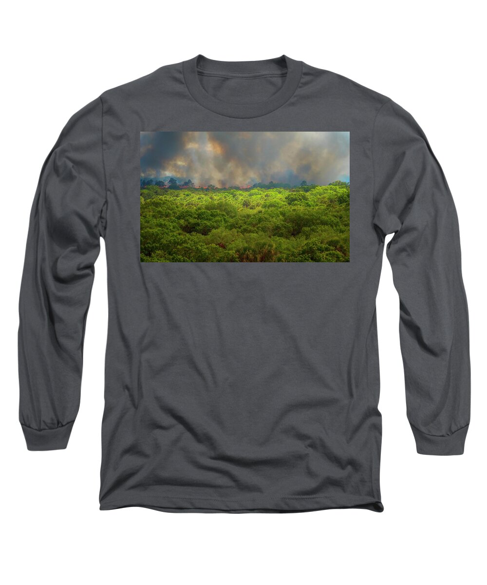 North Port Florida Long Sleeve T-Shirt featuring the photograph Myakka River Burn by Tom Singleton