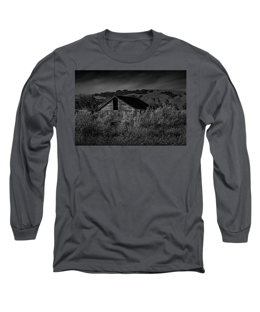 Old Barn Long Sleeve T-Shirt featuring the photograph Old Working Barn by Bruce Bottomley