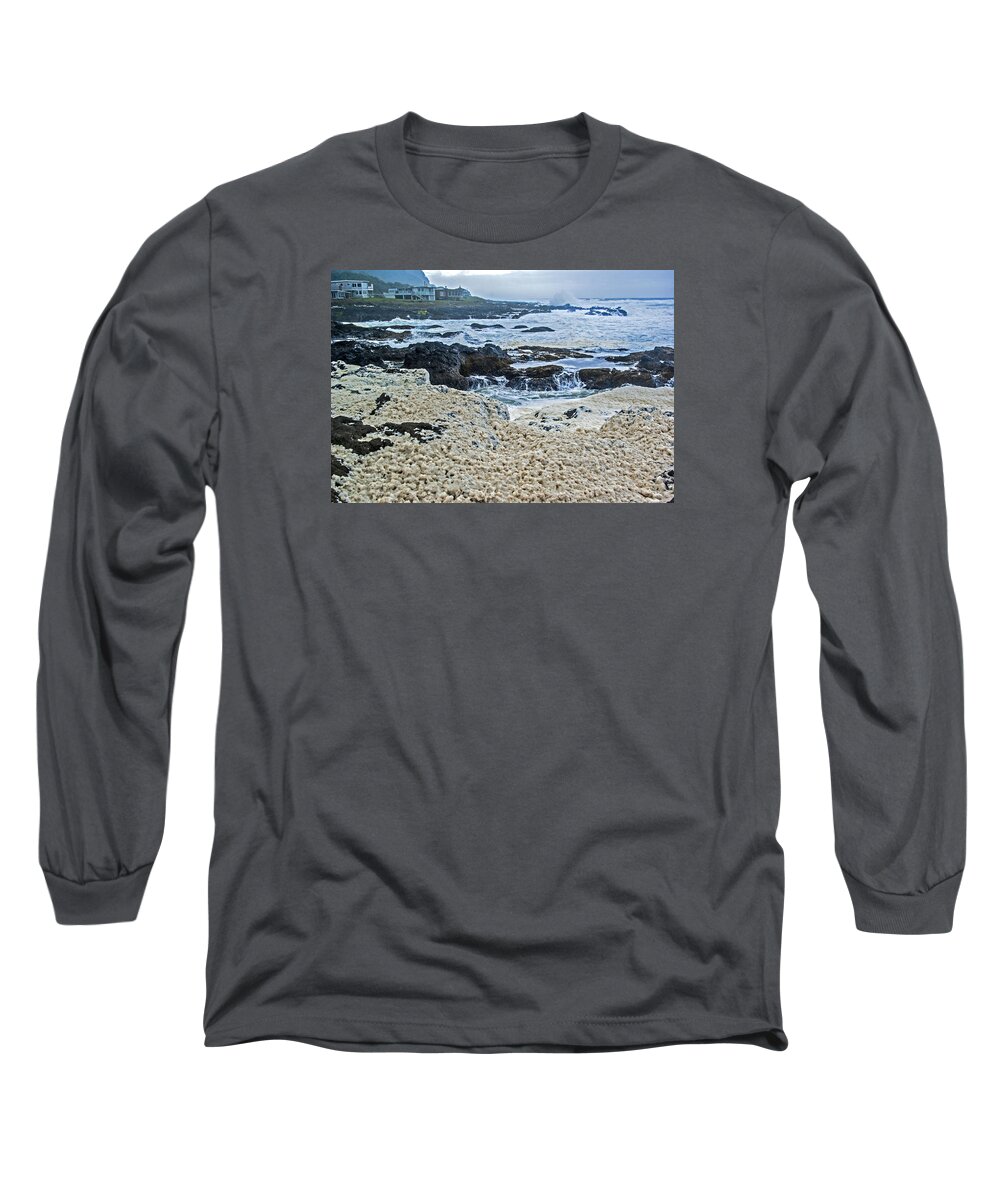 Pacific Long Sleeve T-Shirt featuring the photograph Pacific Gift by Dale Stillman