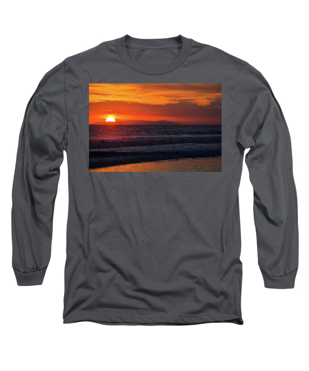 Newport Beach Long Sleeve T-Shirt featuring the photograph Santa Catalina Island Sunset by Kyle Hanson