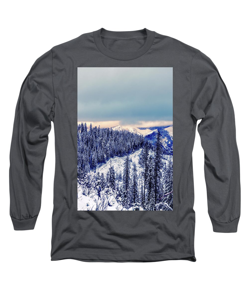 Idaho Long Sleeve T-Shirt featuring the photograph Snow Covered Mountains by Lester Plank