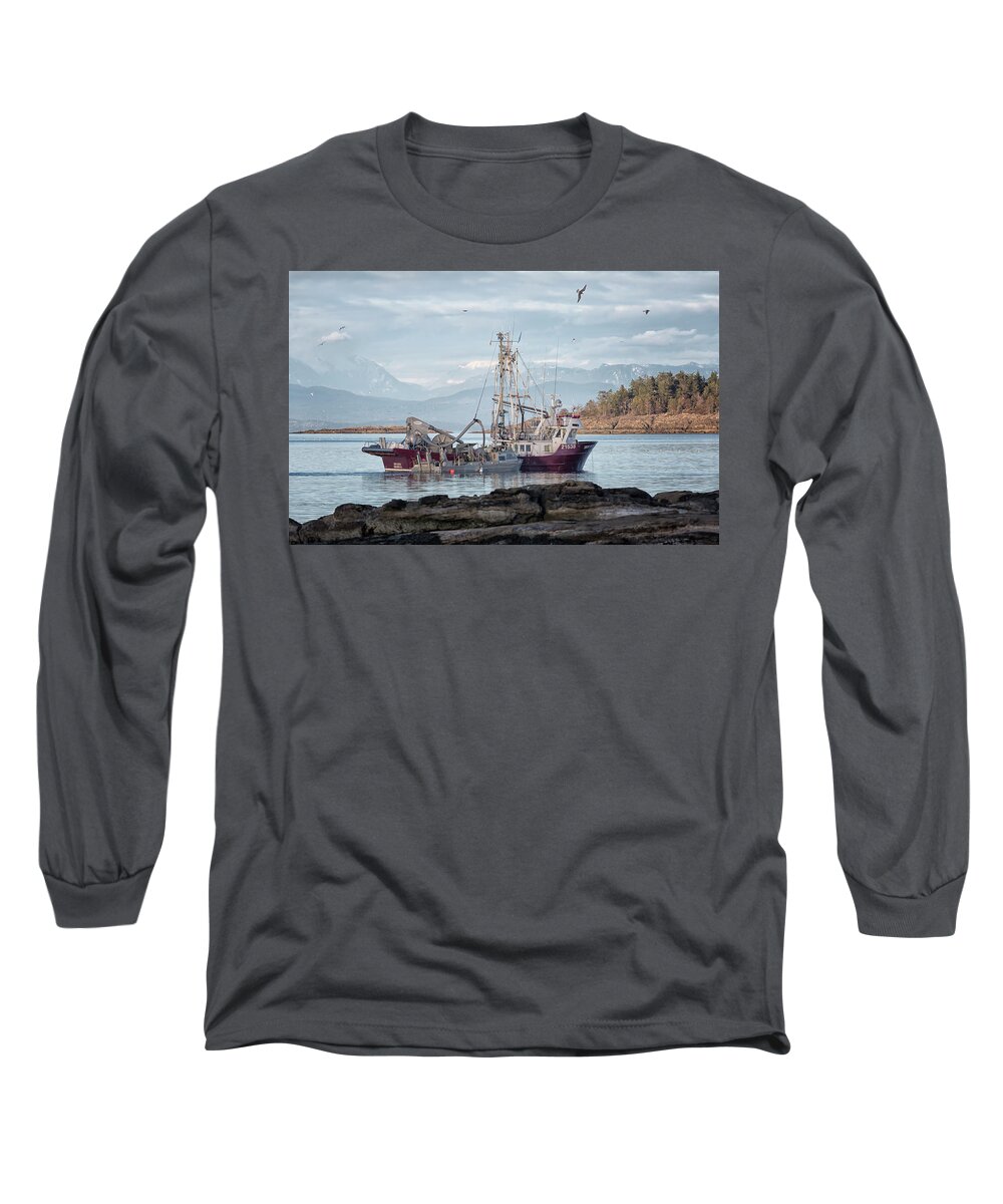 Fishing Boats Long Sleeve T-Shirt featuring the photograph Snow Queen by Randy Hall