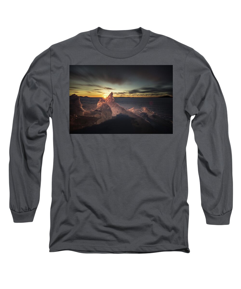 Bitter Long Sleeve T-Shirt featuring the photograph Sunrise March 24 740 AM Sturgeon Bay by Jakub Sisak