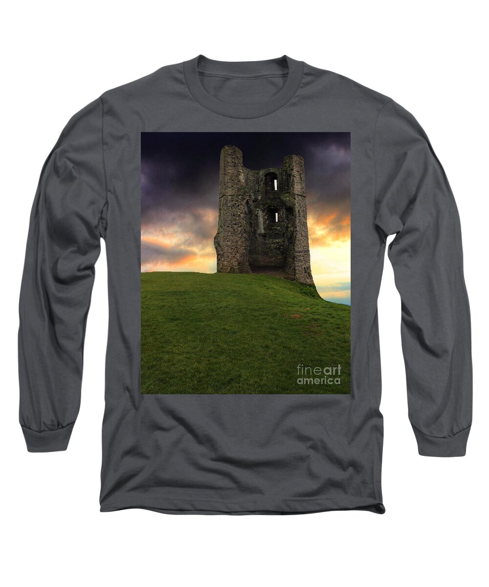 Sunset Long Sleeve T-Shirt featuring the photograph Sunset at Hadleigh Castle by Vicki Spindler