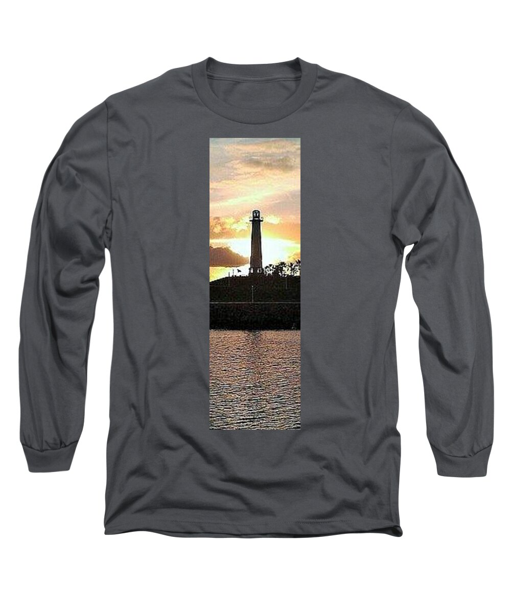 Long Beach Long Sleeve T-Shirt featuring the photograph Sunset Reflection by John Glass
