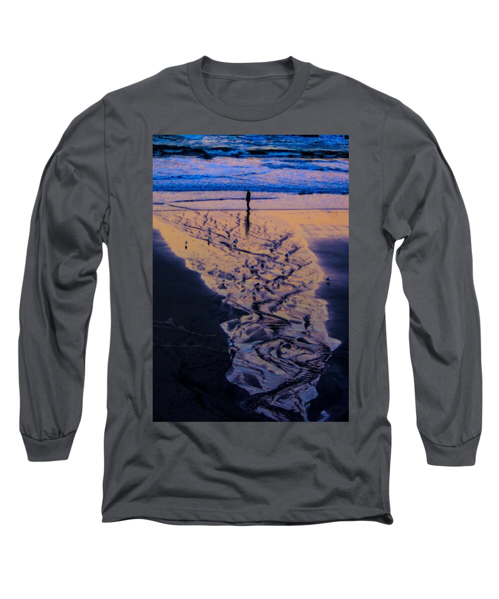 Ocean Long Sleeve T-Shirt featuring the photograph The Comming Day by Dale Stillman