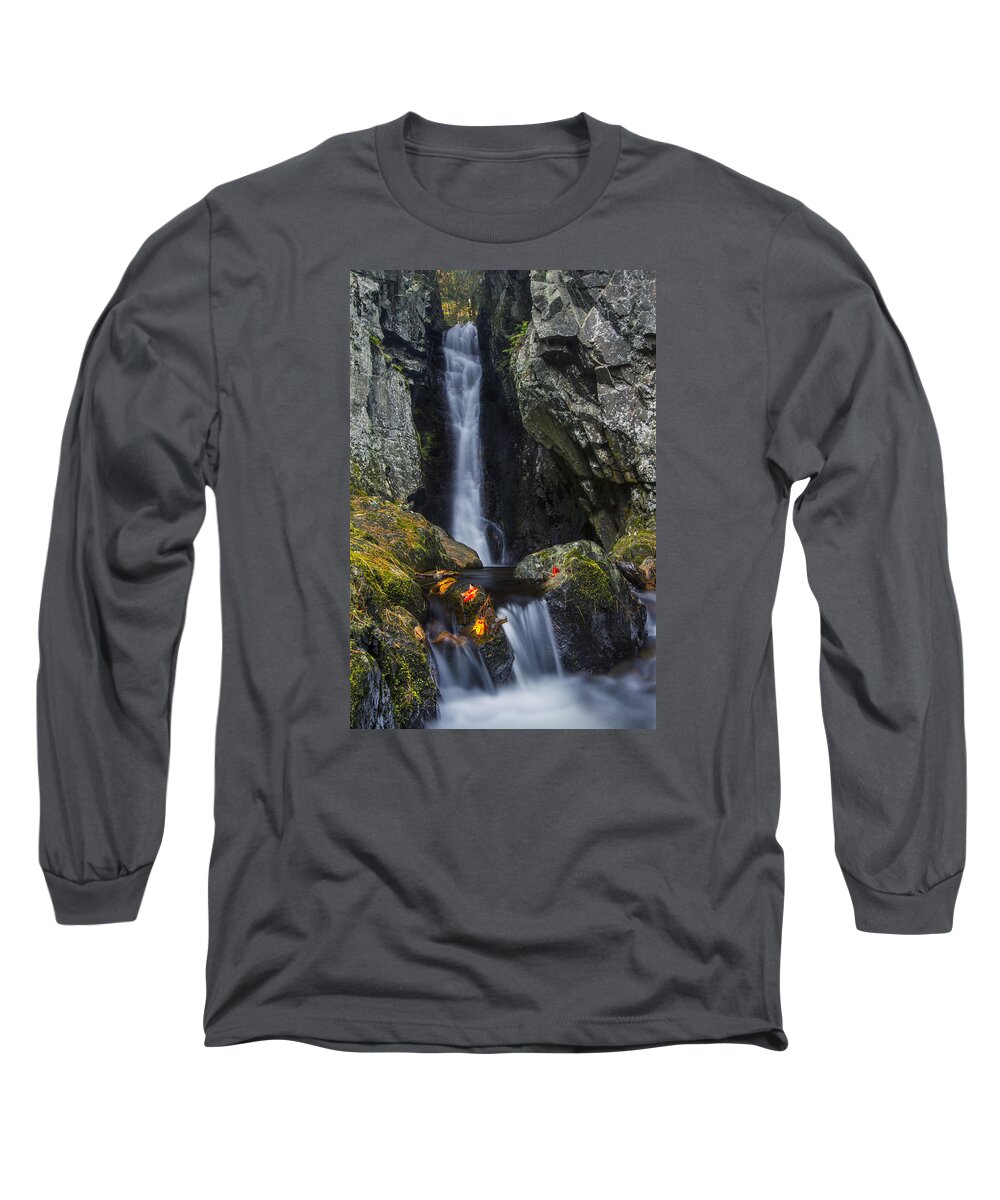 Fall Of Song Long Sleeve T-Shirt featuring the photograph The Fall of Song in Autumn by White Mountain Images