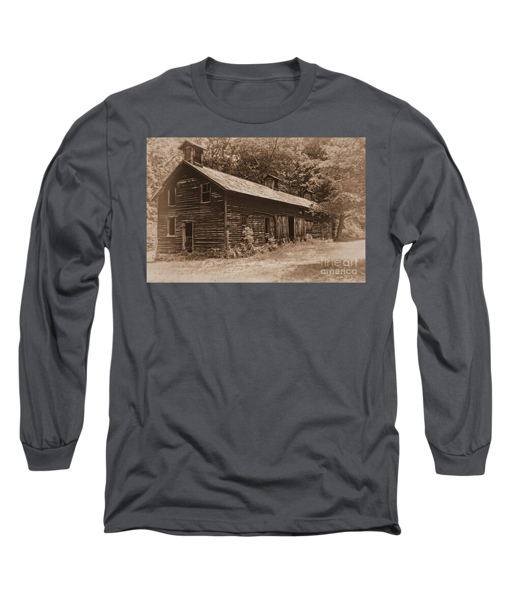 (peeling Paint Or Peeled Paint) Long Sleeve T-Shirt featuring the photograph The Hog Barn by Debra Fedchin