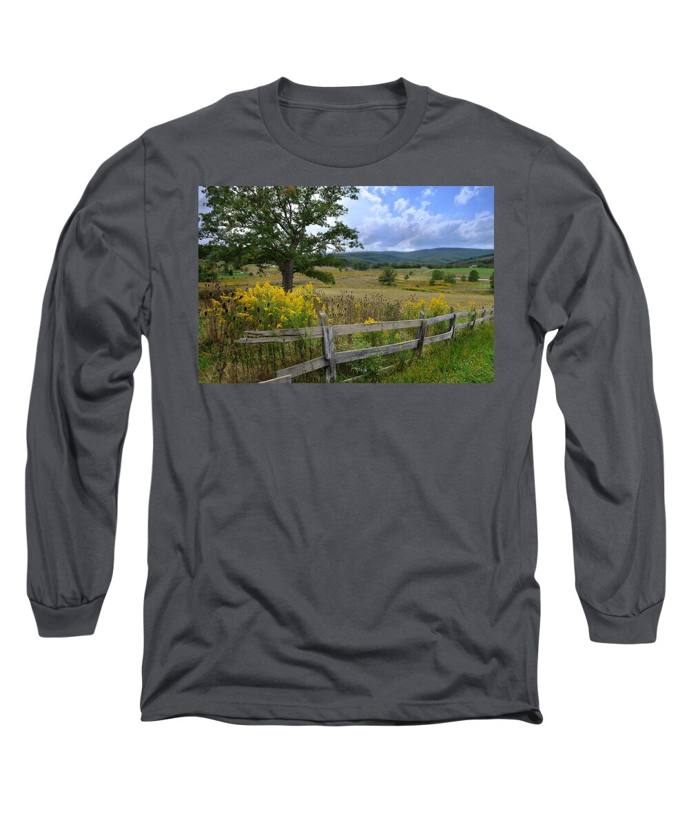 Country Long Sleeve T-Shirt featuring the photograph The Scenic Drive by Lisa Lambert-Shank