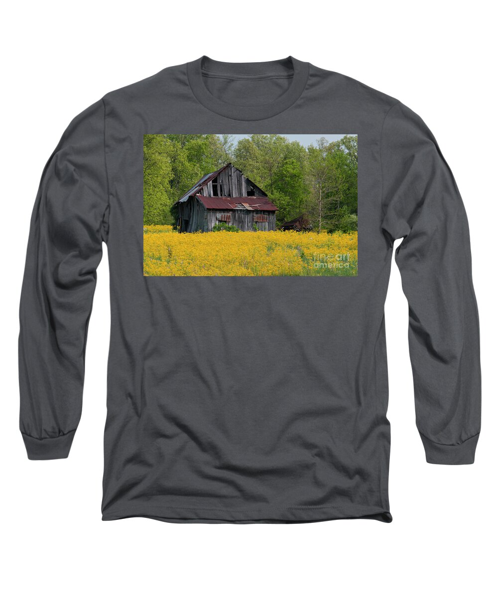 Barn Long Sleeve T-Shirt featuring the photograph Tired Indiana Barn - D010095 by Daniel Dempster
