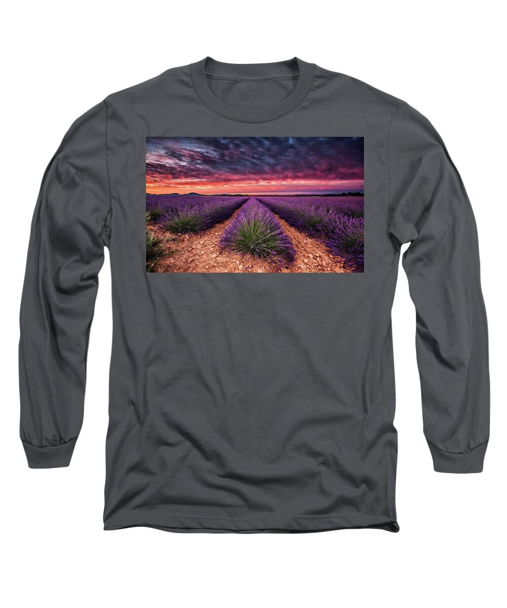 Landscape Long Sleeve T-Shirt featuring the photograph Wonderful World by Jorge Maia