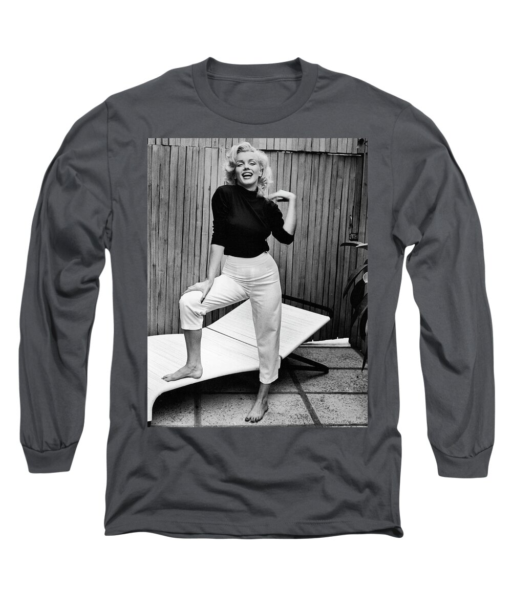People Long Sleeve T-Shirt featuring the photograph Marilyn Monroe #9 by Alfred Eisenstaedt