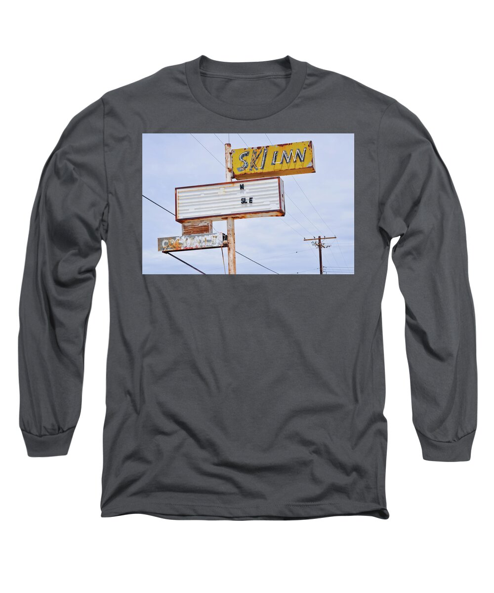 Salton Sea Long Sleeve T-Shirt featuring the photograph Bombay Beach Abandoned Ski Inn by Kyle Hanson