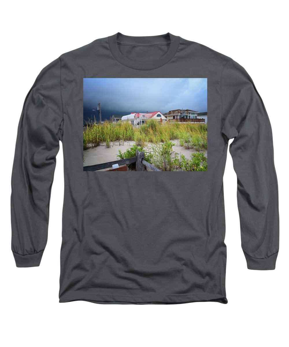 Beach Long Sleeve T-Shirt featuring the photograph Ida Approaching by Steven Nelson