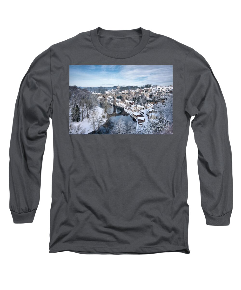 England Long Sleeve T-Shirt featuring the photograph Knaresborough In The Snow by Tom Holmes Photography