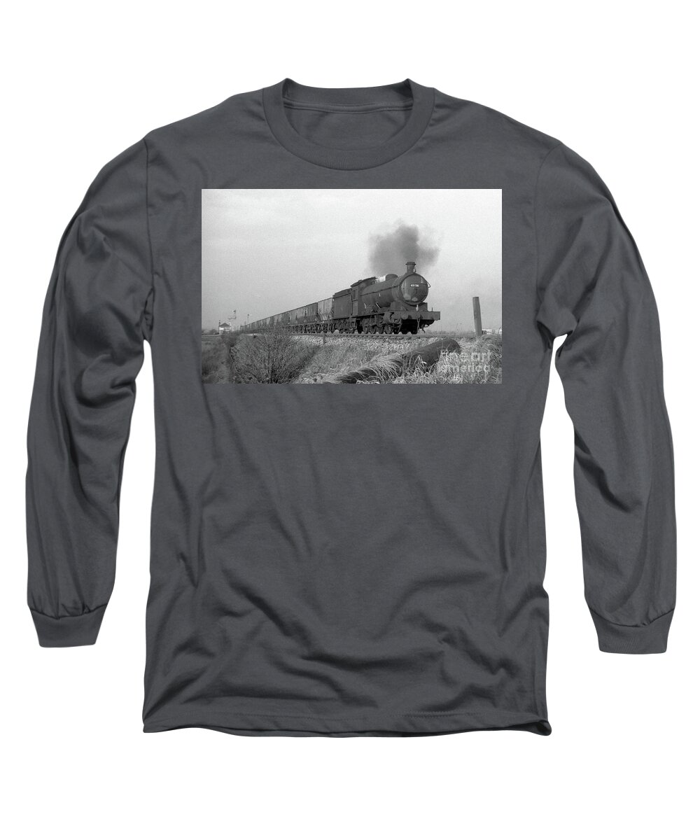 Old Long Sleeve T-Shirt featuring the photograph Q6 Steam Train by Bryan Attewell