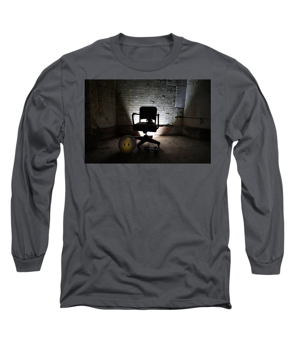 Richard Reeve Long Sleeve T-Shirt featuring the photograph Question Time by Richard Reeve