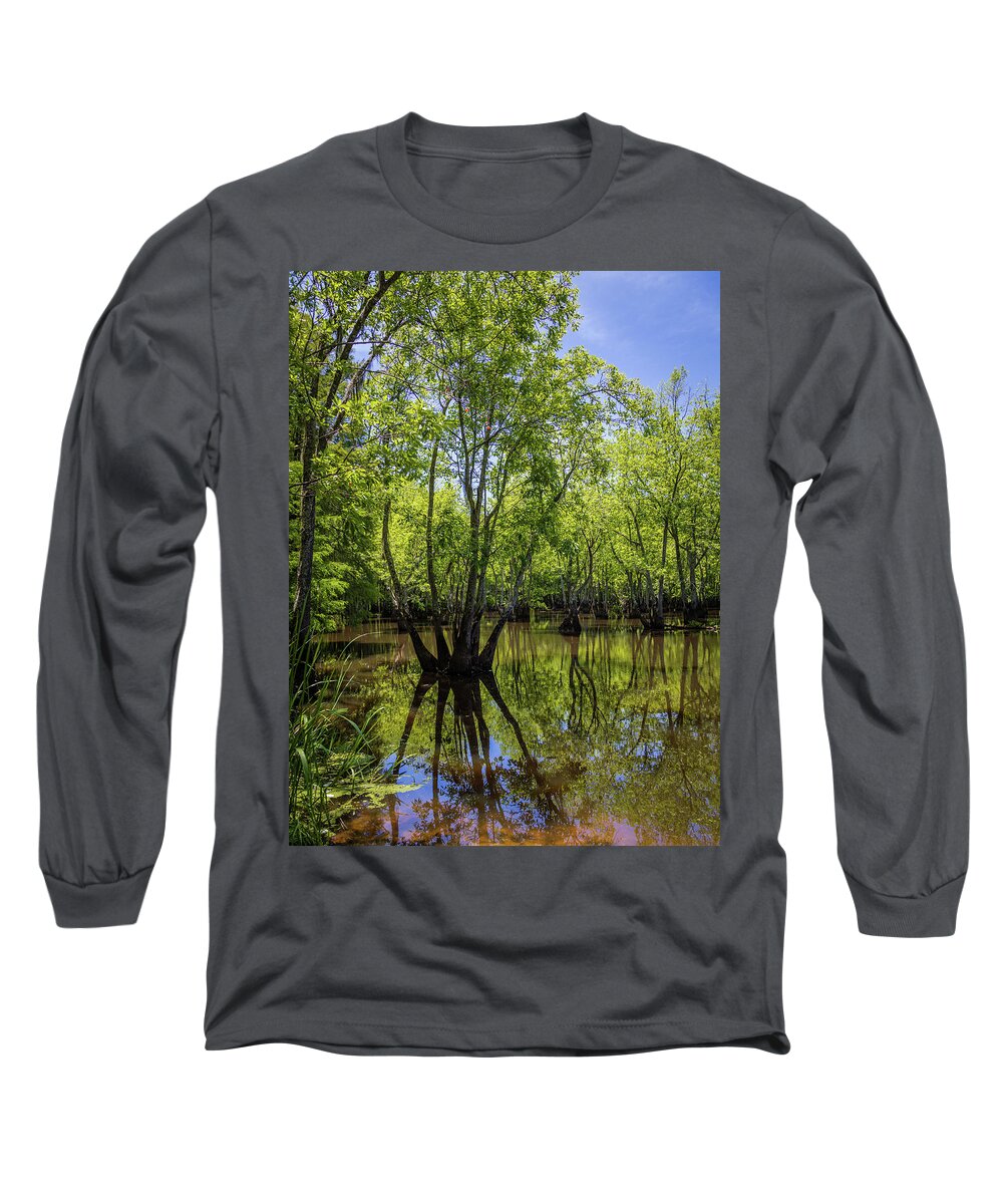 2022 Long Sleeve T-Shirt featuring the photograph Sparkleberry Landing-1 by Charles Hite