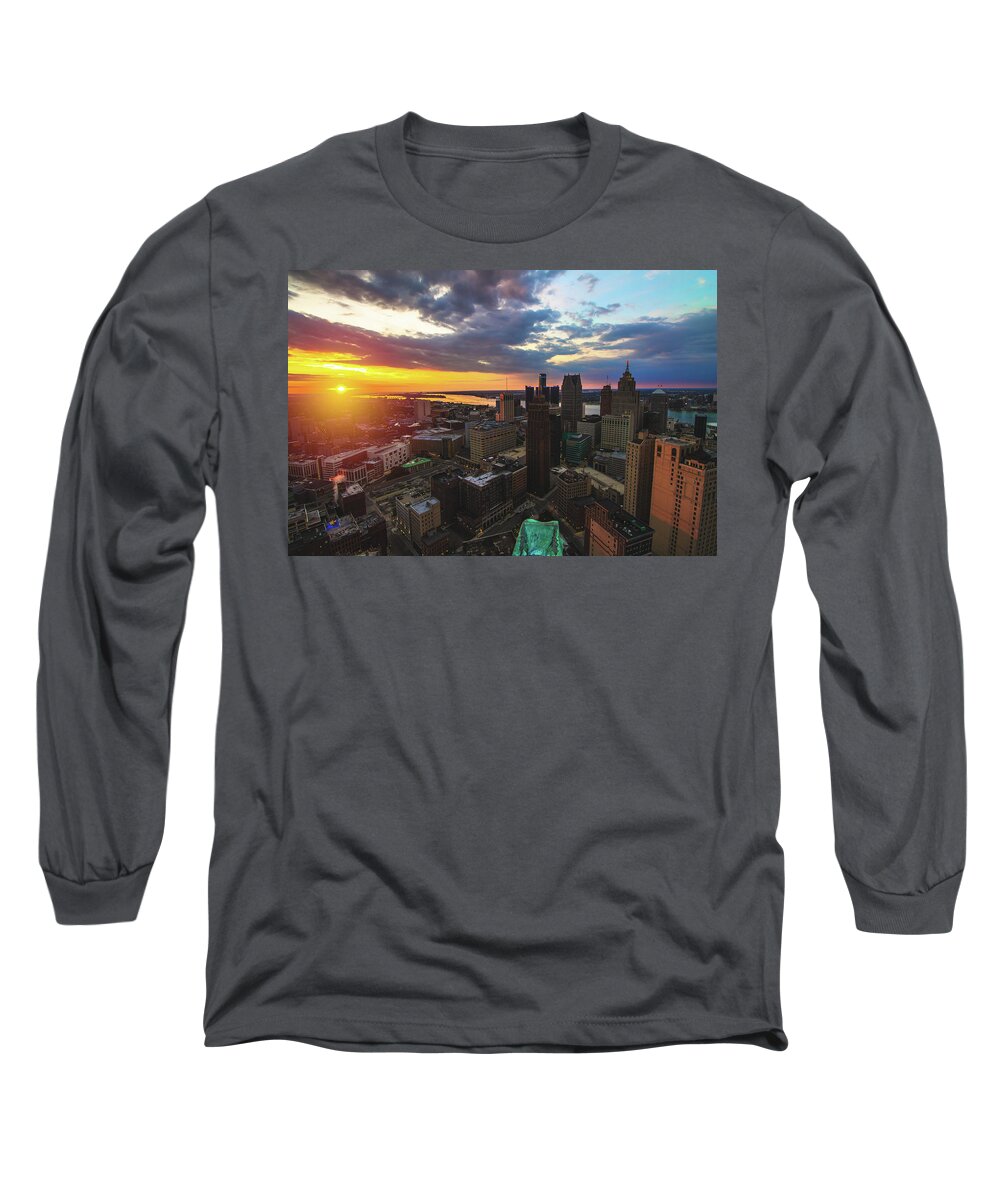 Detroit Long Sleeve T-Shirt featuring the photograph Sunrise above downtown Detroit by Jay Smith