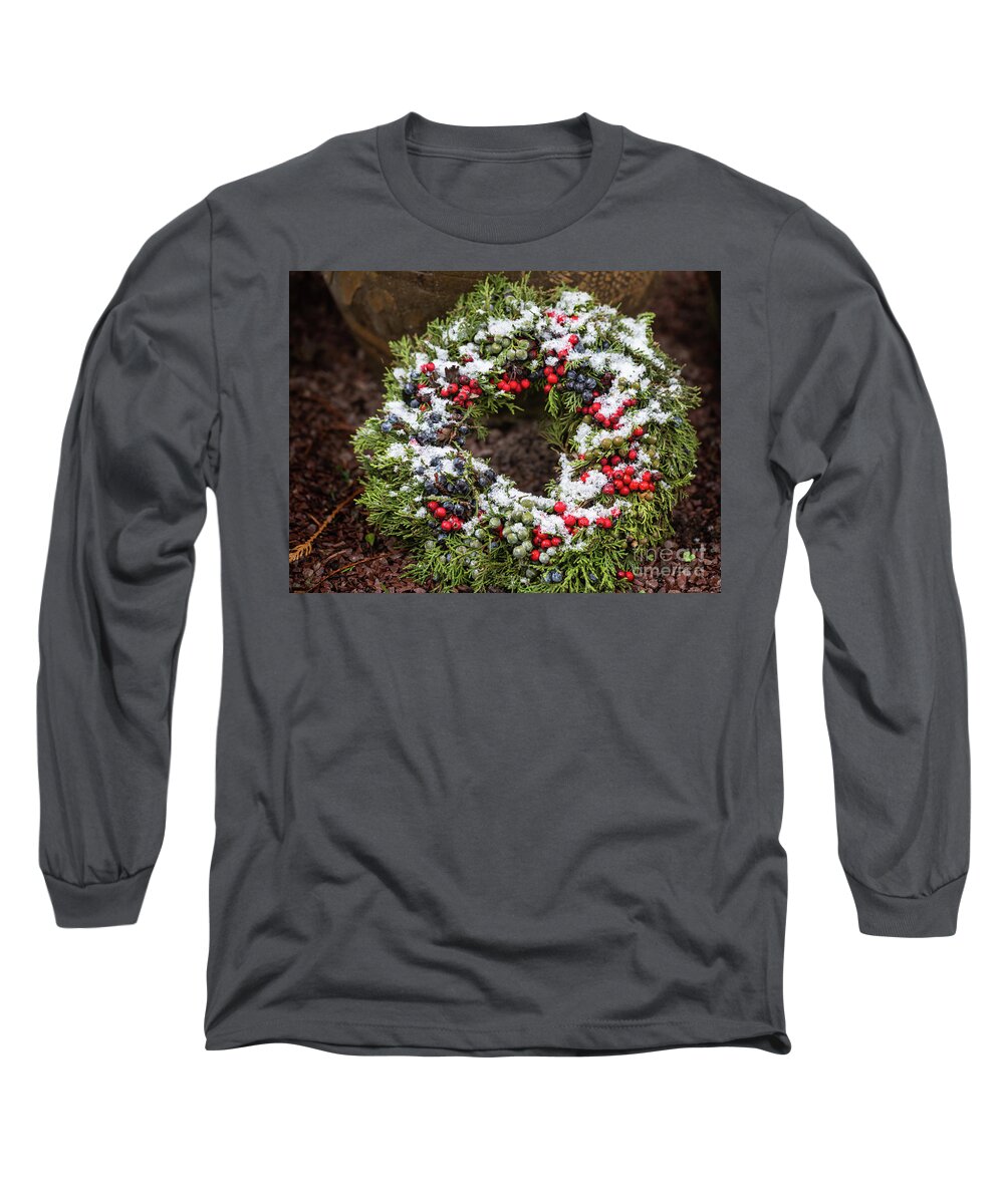 Wreath Long Sleeve T-Shirt featuring the photograph Tis The Season Wreath by Eva Lechner