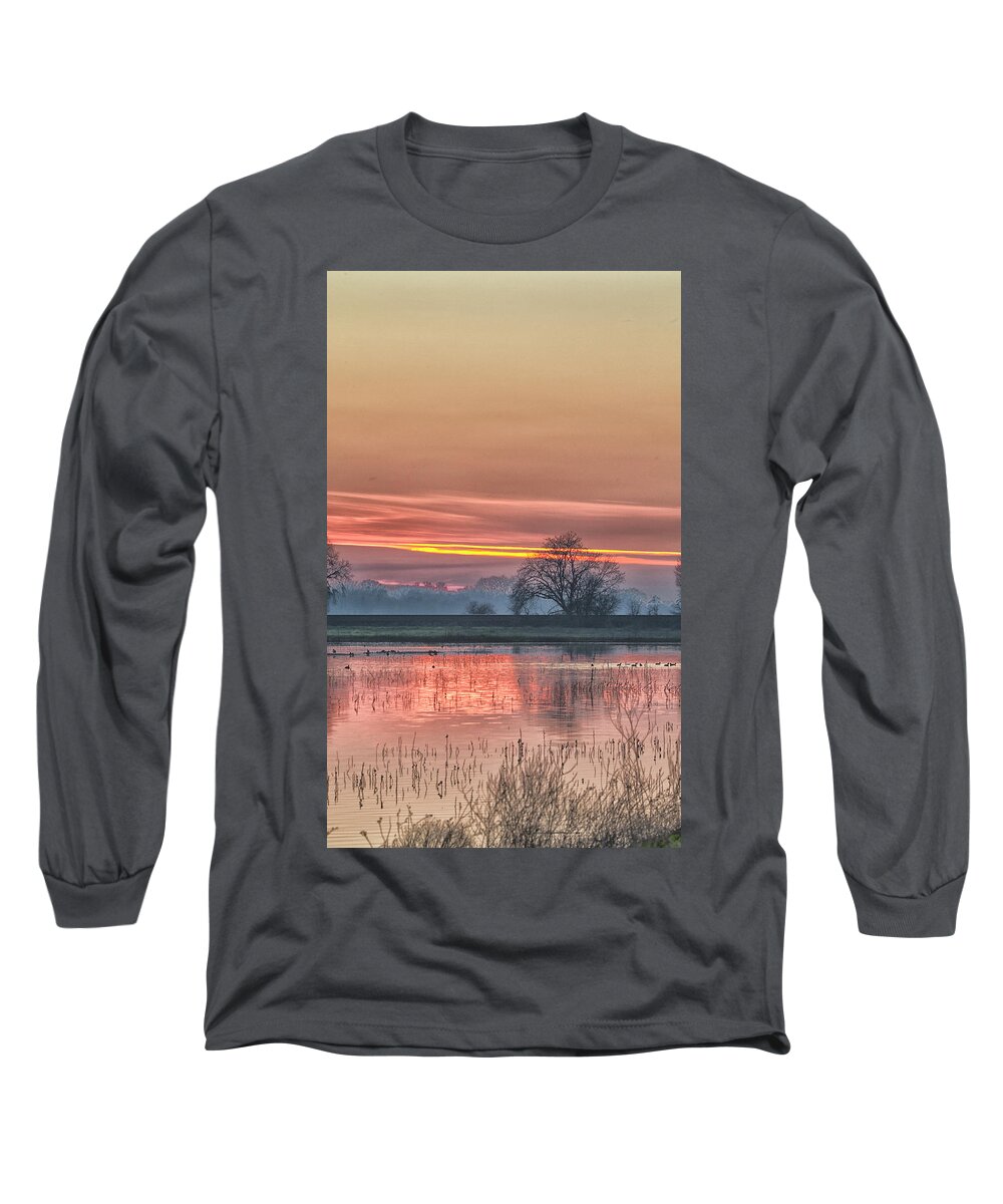 Wildlife Long Sleeve T-Shirt featuring the photograph Twilight at Cosumnes River Preserve 7746 by Tom Kelly