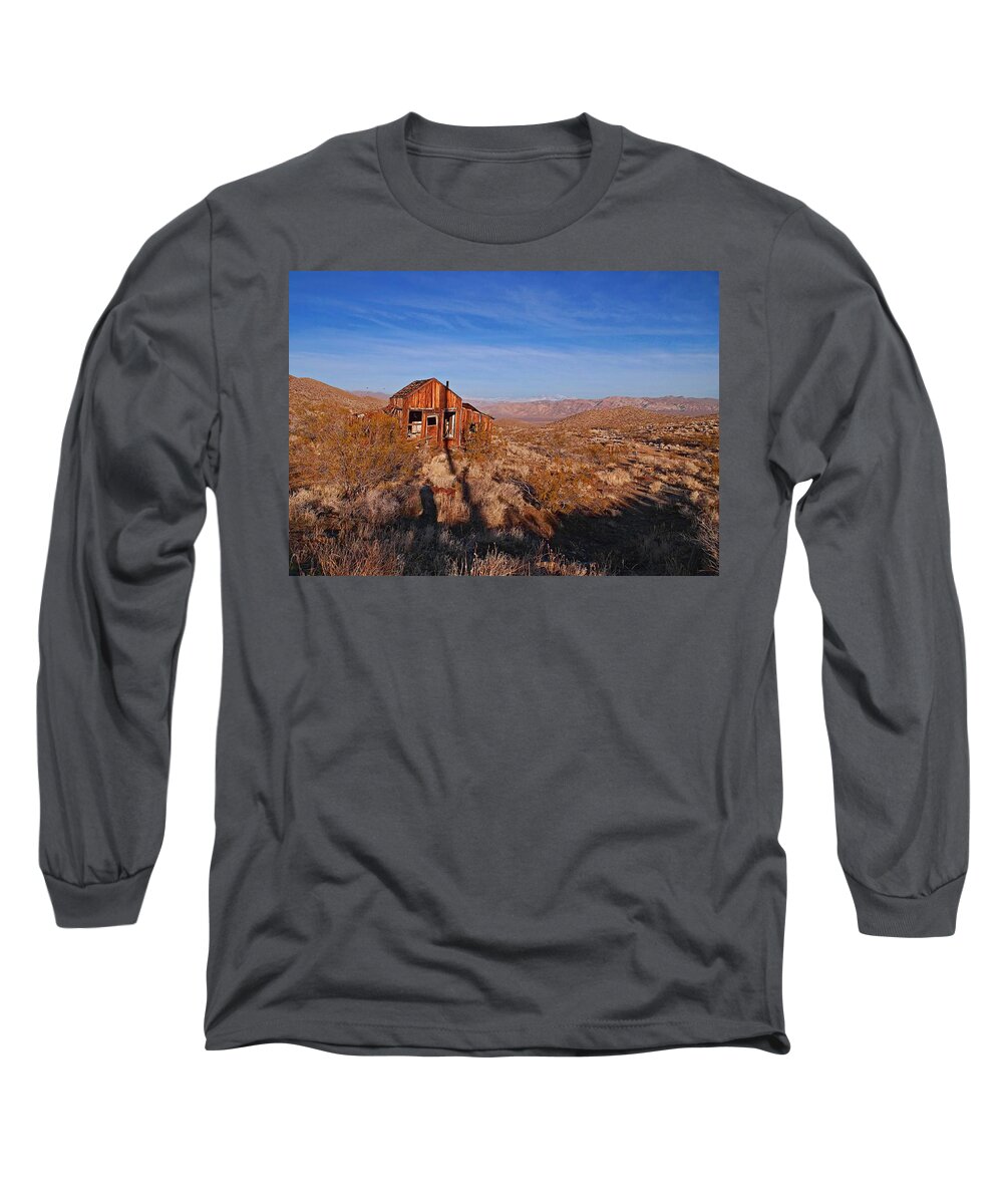 Randsburg Long Sleeve T-Shirt featuring the photograph View Estate - Randsburg California by Glenn McCarthy Art and Photography