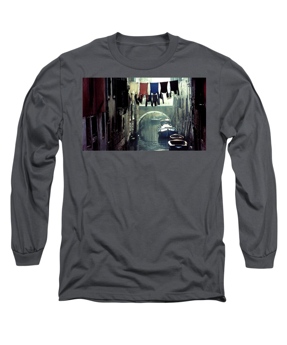 Italy Long Sleeve T-Shirt featuring the photograph Washday in Venice Italy by Wayne King