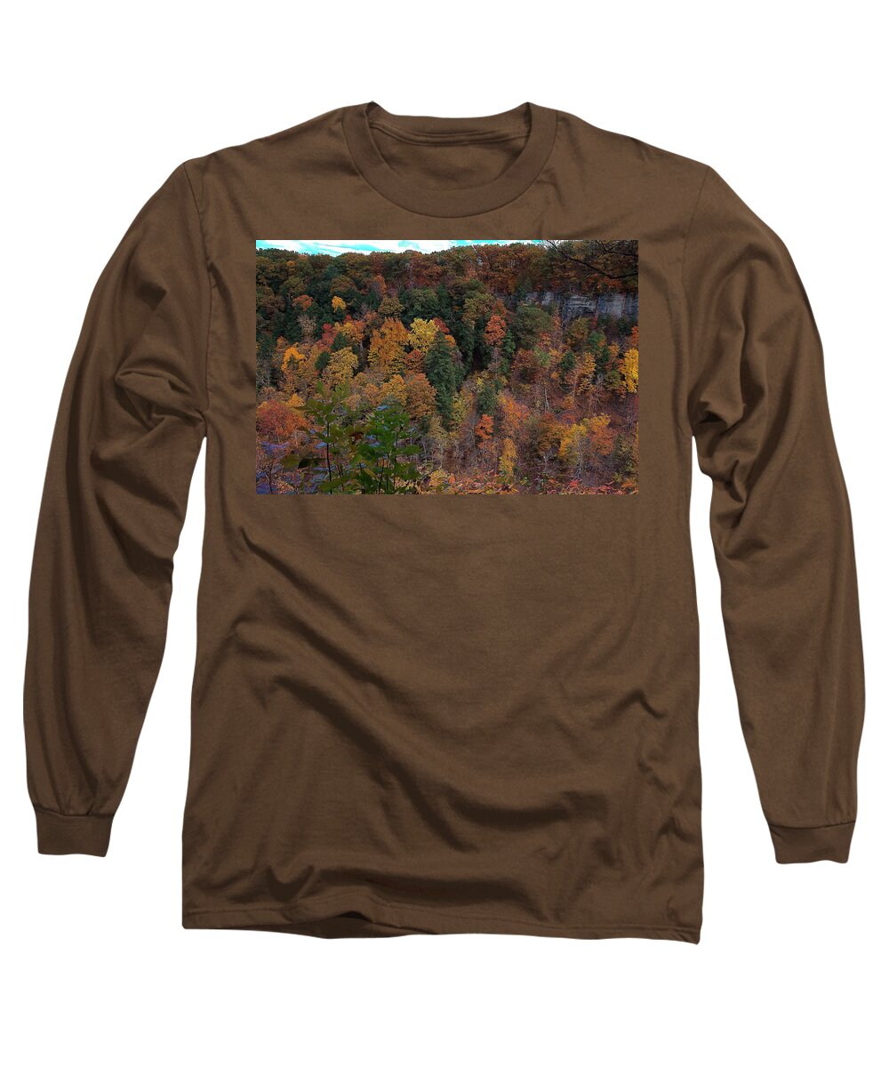 Taughannock Long Sleeve T-Shirt featuring the photograph Autumn colors in Taughannock State park Ithaca New York by Paul Ge