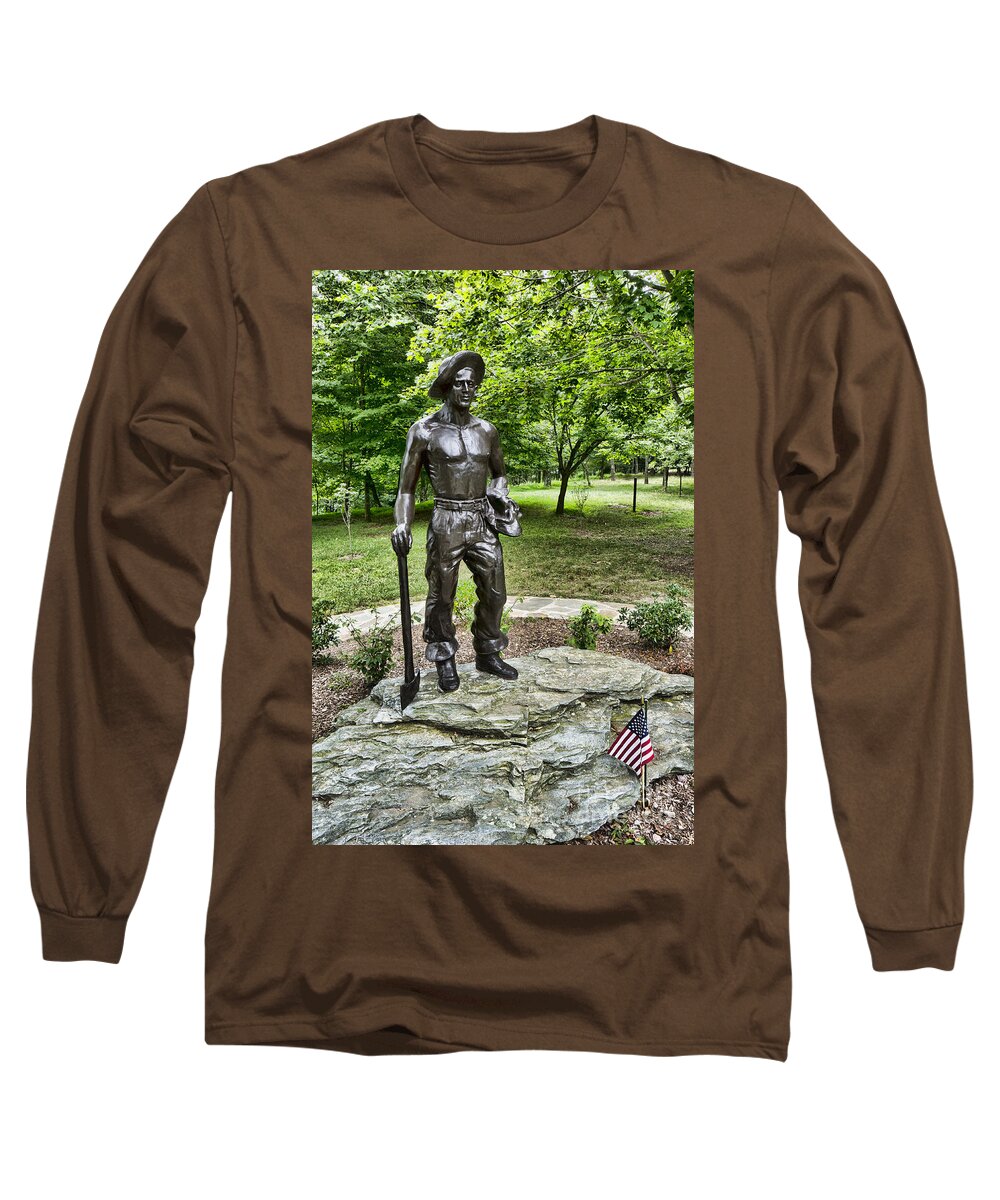 Ccc Boy Long Sleeve T-Shirt featuring the photograph Statue of a CCC Boy at Gambrill State Park in Maryland by William Kuta