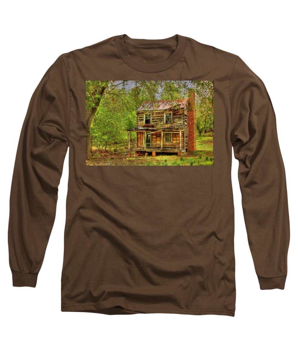 Vivid Long Sleeve T-Shirt featuring the photograph The Old Home Place by Dan Stone