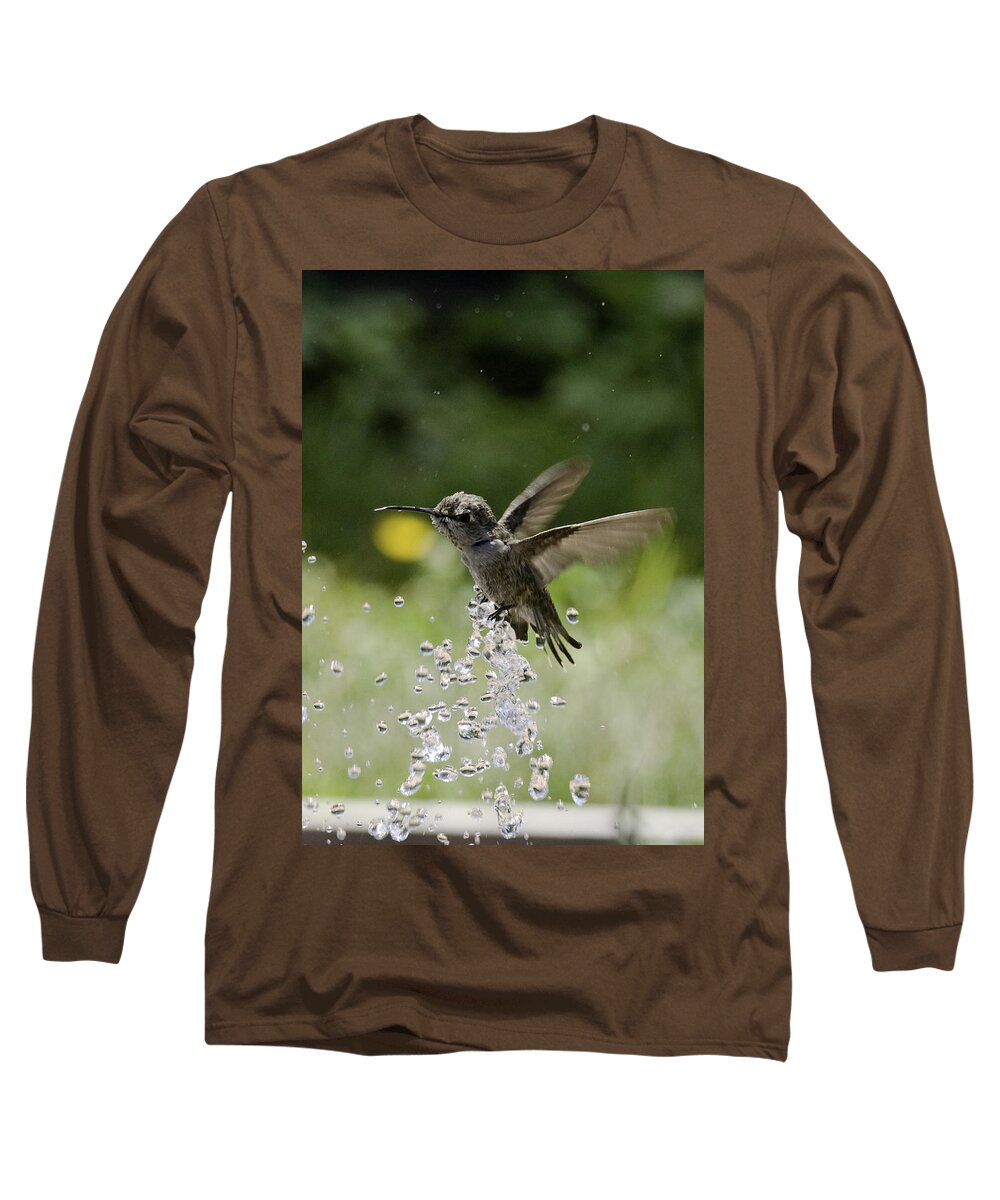 Hummer Long Sleeve T-Shirt featuring the photograph Grabbing Water Drops #1 by Betty Depee