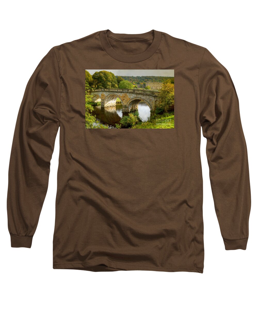 Toned Long Sleeve T-Shirt featuring the photograph Chatsworth House and Bridge by David Birchall