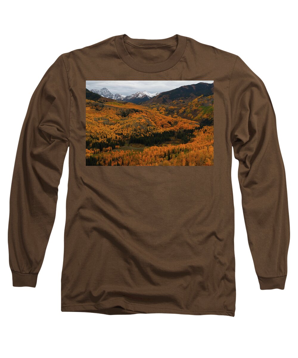 Capitol Long Sleeve T-Shirt featuring the photograph Fall on full display at Capitol Creek in Colorado by Jetson Nguyen