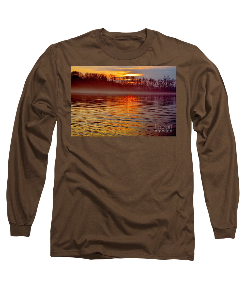 Foggy Long Sleeve T-Shirt featuring the photograph Foggy Sunrise At The Delaware River by Robyn King