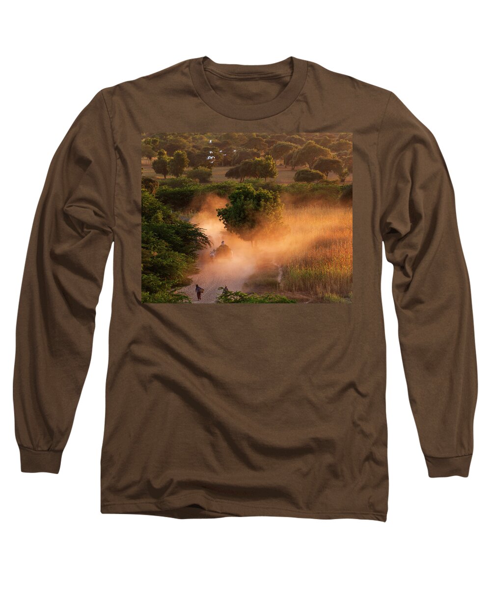 Landscape Long Sleeve T-Shirt featuring the photograph Going home at sunset by Pradeep Raja Prints