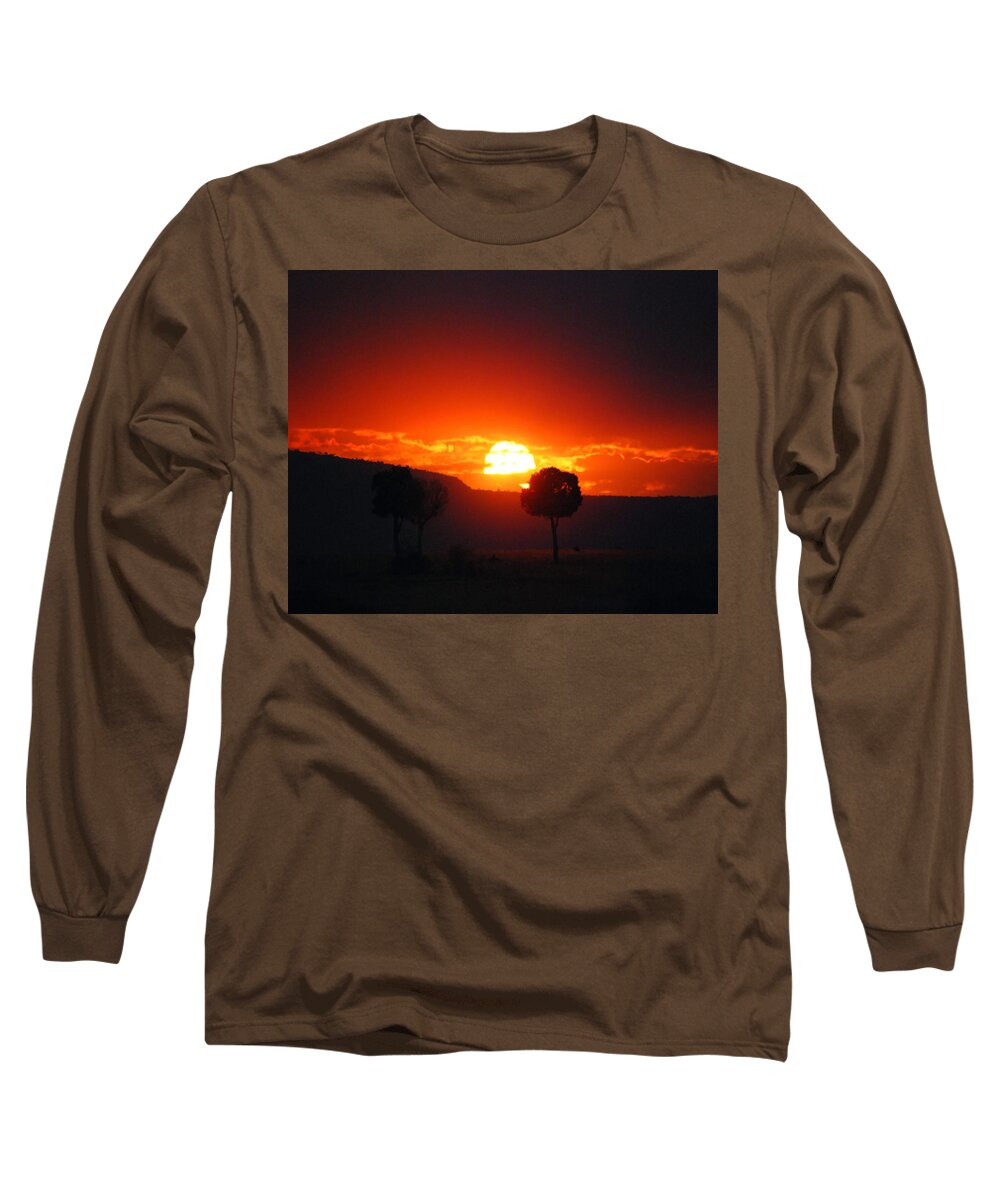 Sunrise Long Sleeve T-Shirt featuring the photograph Heat Wave by Pamela Peters