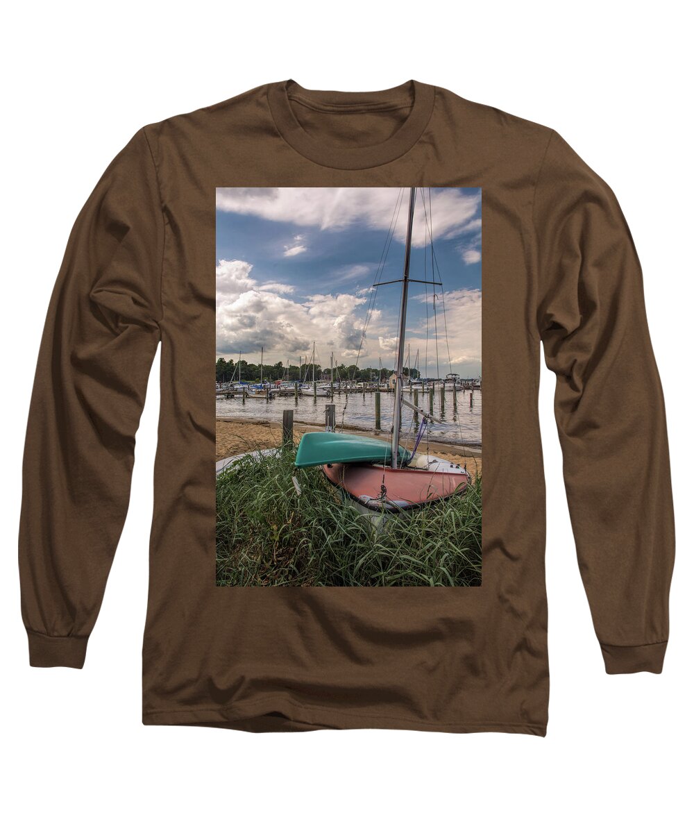 Beach Long Sleeve T-Shirt featuring the photograph In the weeds by Richard Macquade